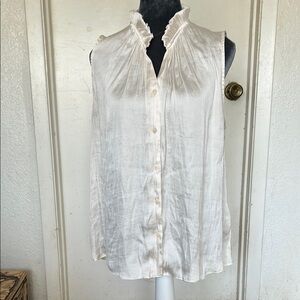 Elegant White Sleeveless Blouse